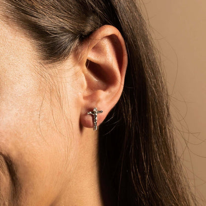CRUCIFIX - EARRINGS - SILVER