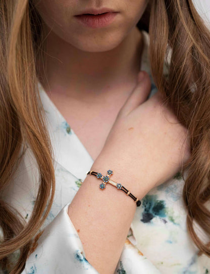 CROSS - CHRISTIAN BRACELET - GOLD, DIAMONDS AND SAPPHIRES